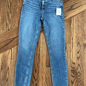 PAIGE Blue Skinny Women's Jeans - never worn with tags